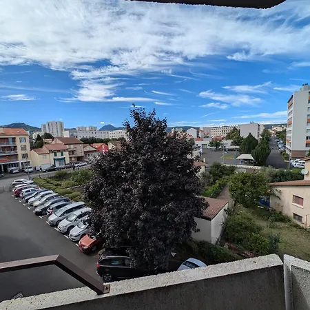 Le 143 Blum, 2 Bedrooms, 5 Personnes Appartement Clermont-Ferrand