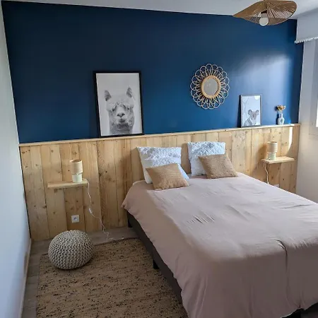 Le 143 Blum, 2 Bedrooms, 5 Personnes Appartement